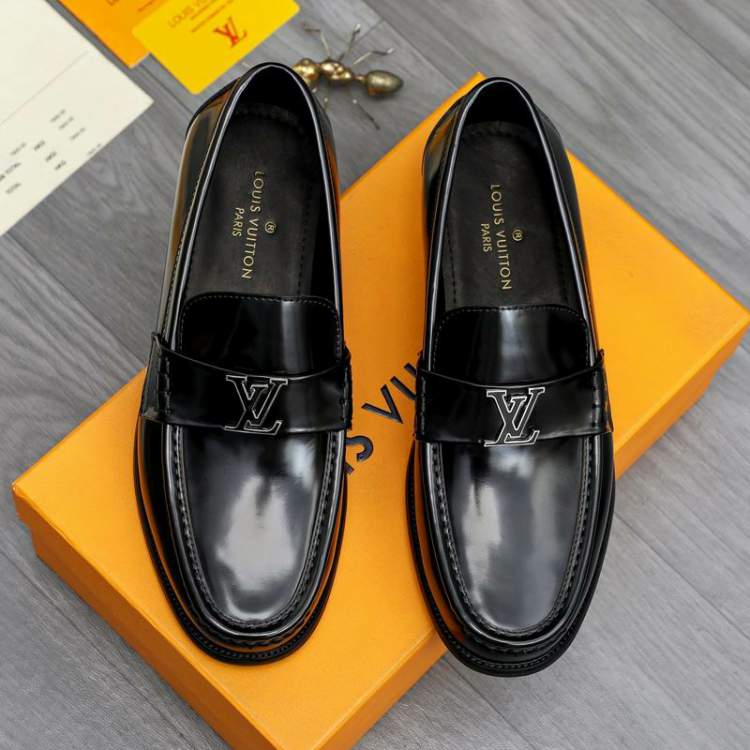 Picture of Louis Vuitton Shoes _SKULVsz39-45hnx064414916